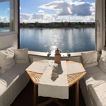 Rheinstein Am Schloss Engers Apartamento *