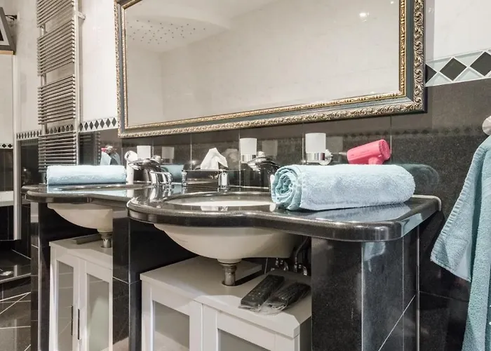 Rheinstein Am Schloss Engers 公寓 新维德